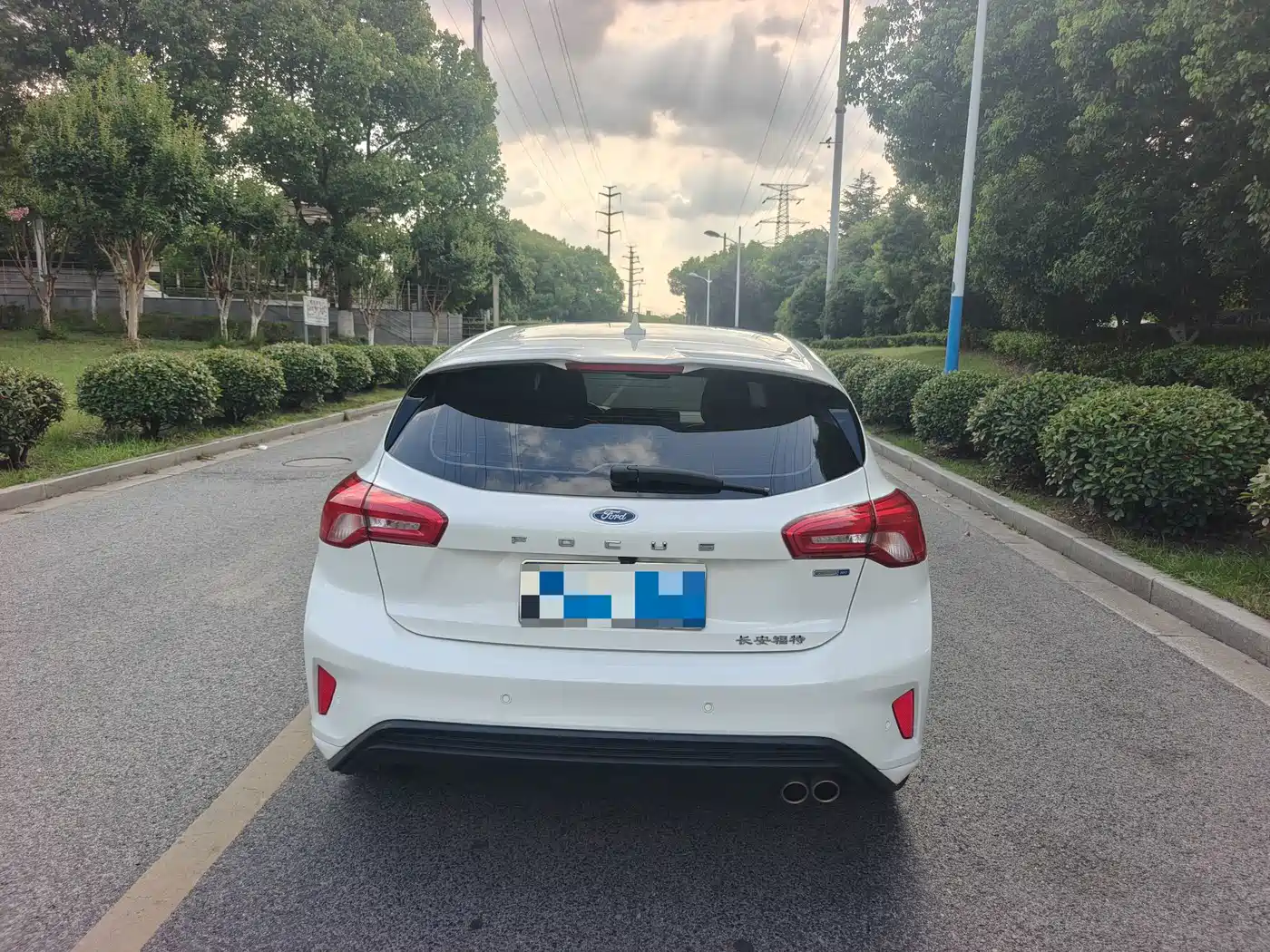 Ford Focus 2022 2021 Hatchback EcoBoost 180 Auto Trend