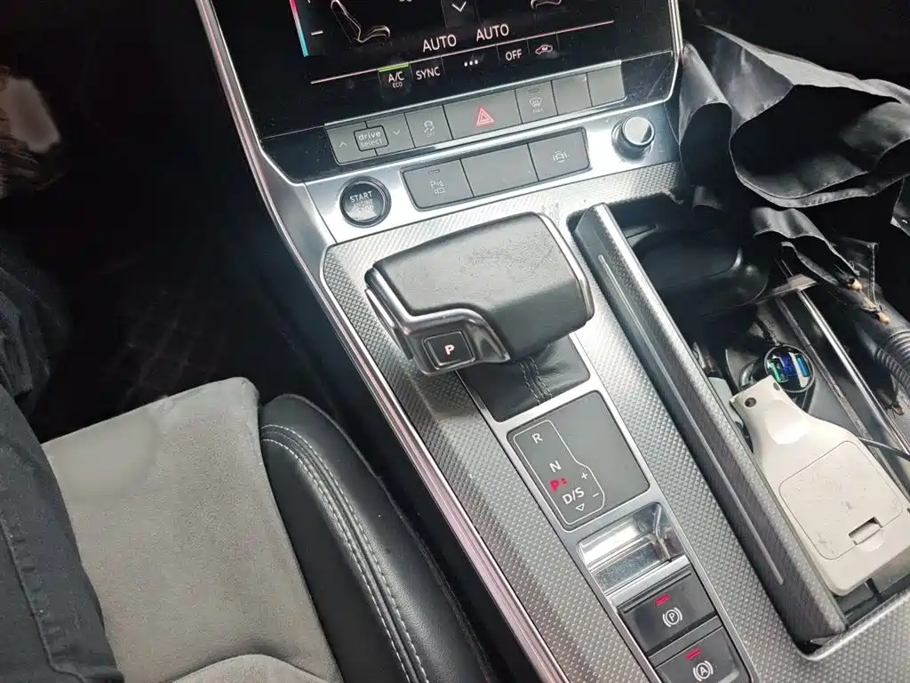 Audi A6L 2022 40 TFSI Luxury Dynamic фото 7