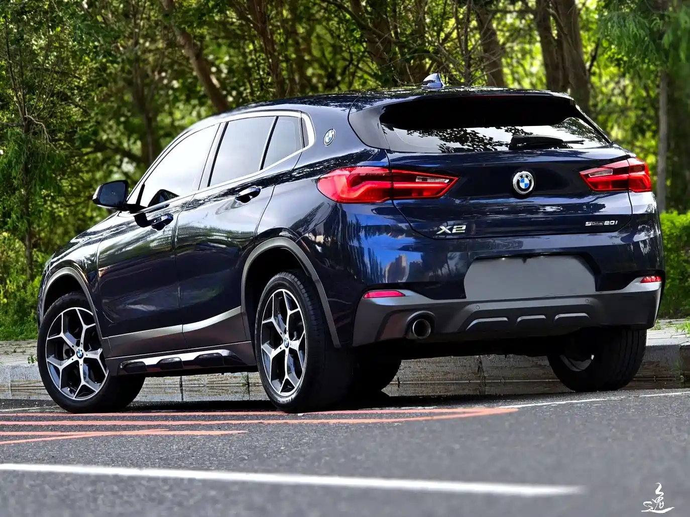 BMW X2 (Import) 2019 sDrive20i M Off-Road Package China VI фото 8