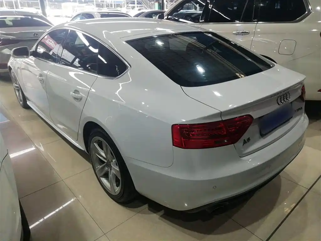 Audi A5 (Import) 2016 Facelift Sportback 45 TFSI Comfort фото 5