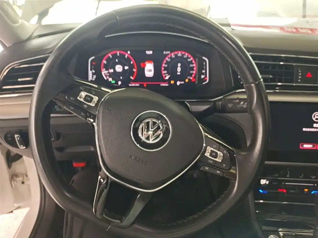 Volkswagen Lamando 2021 Facelift 280TSI DSG Comfort Edition фото 11