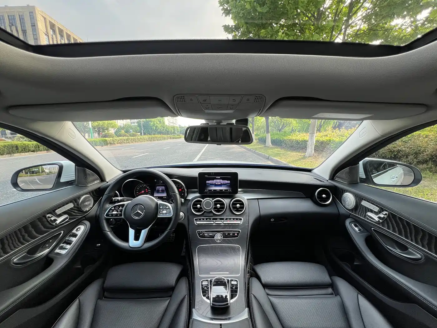 Mercedes-Benz C-Class 2016 C 200 L Sport фото 9