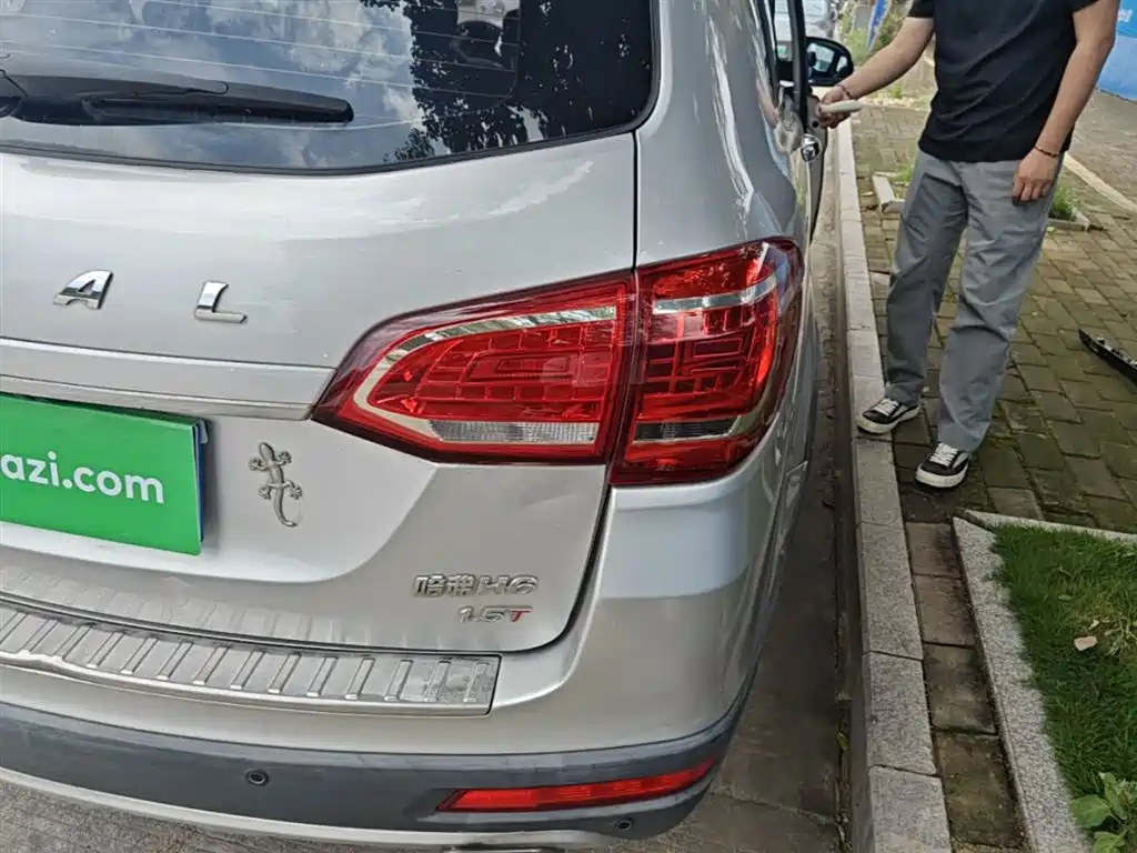 Haval H6 2013 Sport Edition 1.5T Manual 2WD Elite фото 8