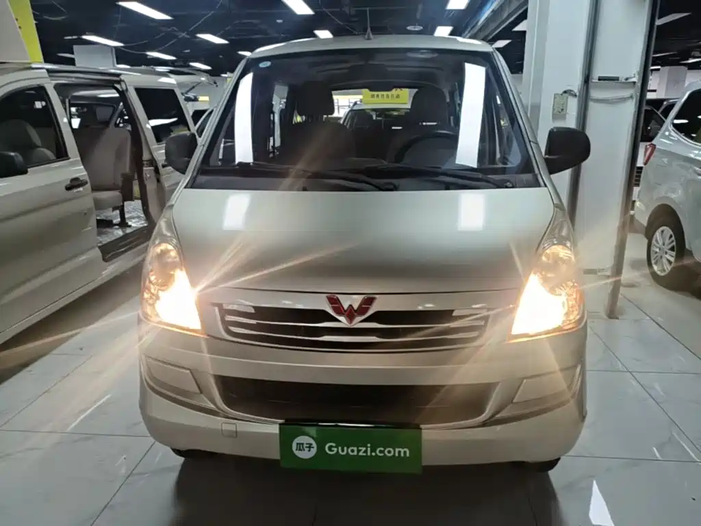 Wuling Motors Wuling Rongguang 2017 2015 1.2L S Base CNG