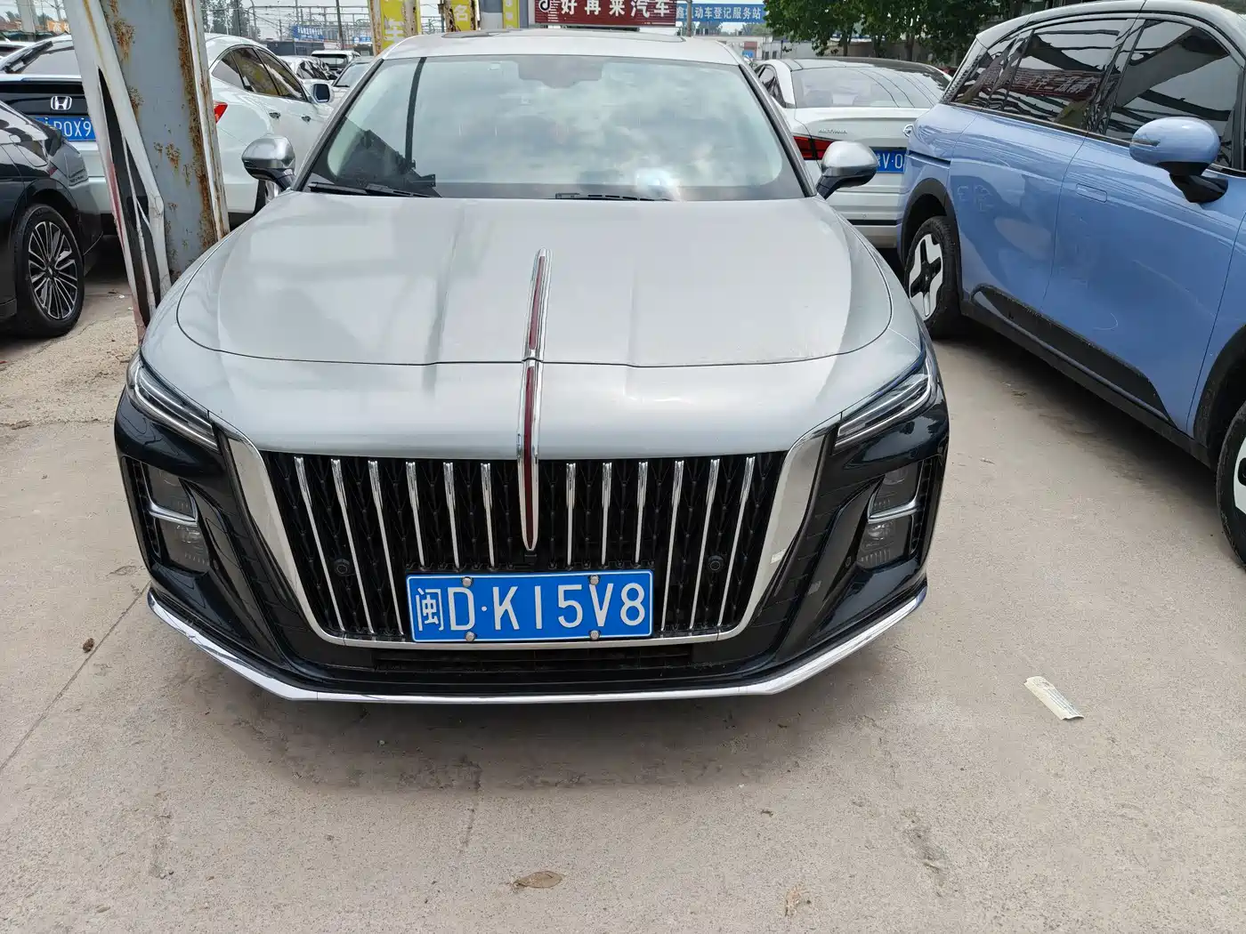 Hongqi H5 2024 1.5T DCT Smart Connect Flag Rhythm Edition фото 3