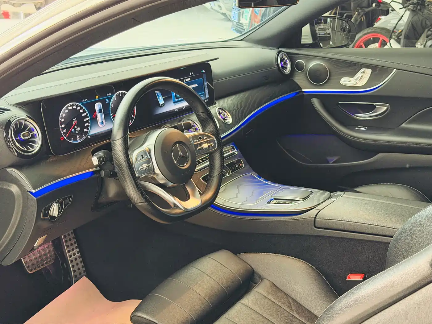 Mercedes-Benz E-Class (Import) 2019 E 200 Coupe фото 3