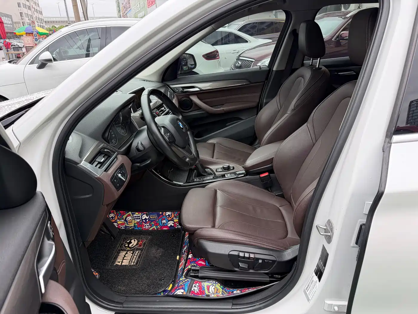 BMW X1 2018 sDrive18Li Premium Model фото 4