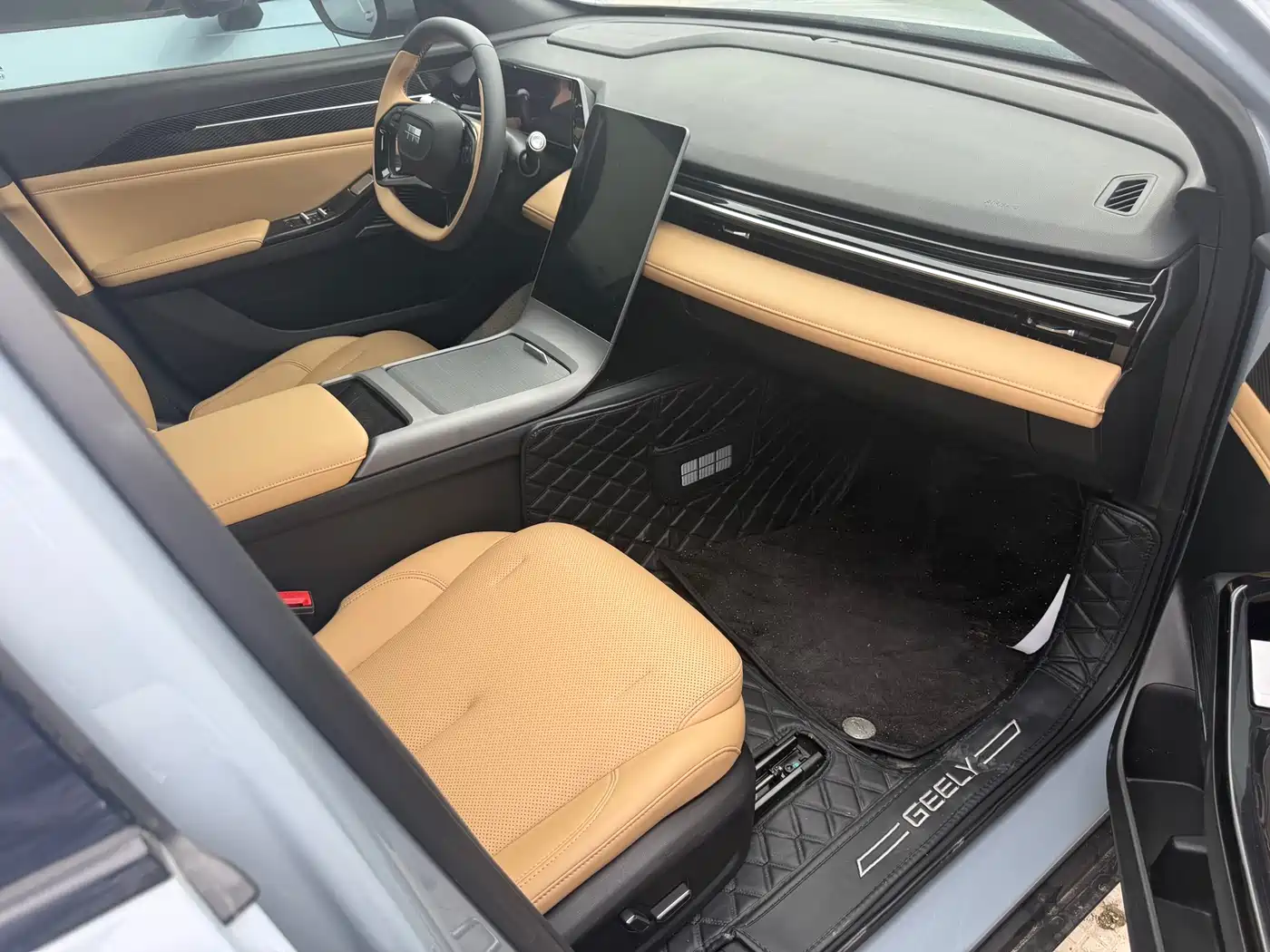Geely Galaxy Galaxy L6 2023 Model 125km PLUS фото 13