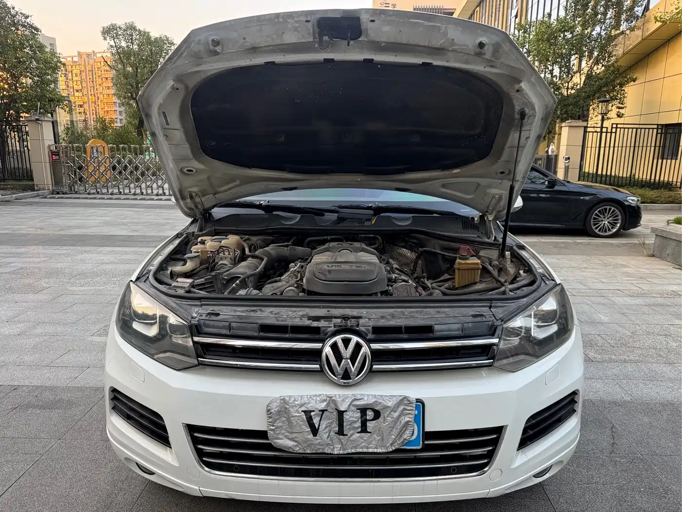 Volkswagen Touareg 2013 3.0TSI X 10th Anniversary Limited Edition фото 27