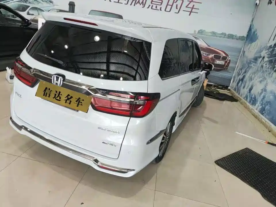 Honda Elysion 2024 2024 2.0L e:HEV Luxury Edition
