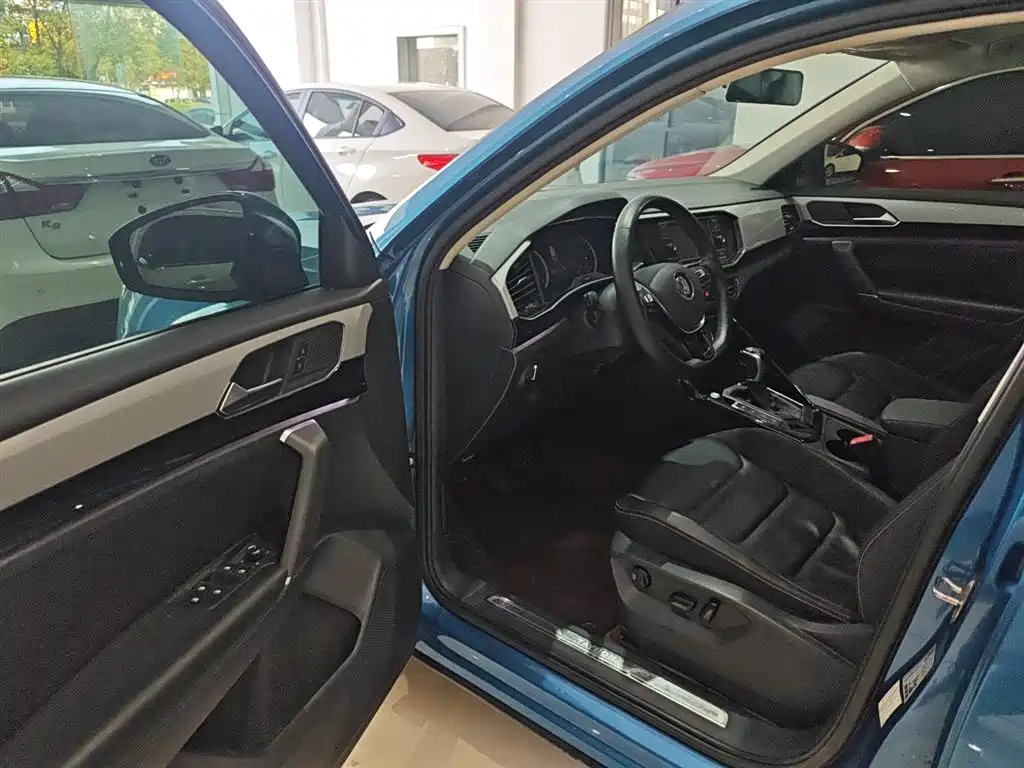 Volkswagen Tayron 2019 330TSI 2WD Luxury China VI фото 13