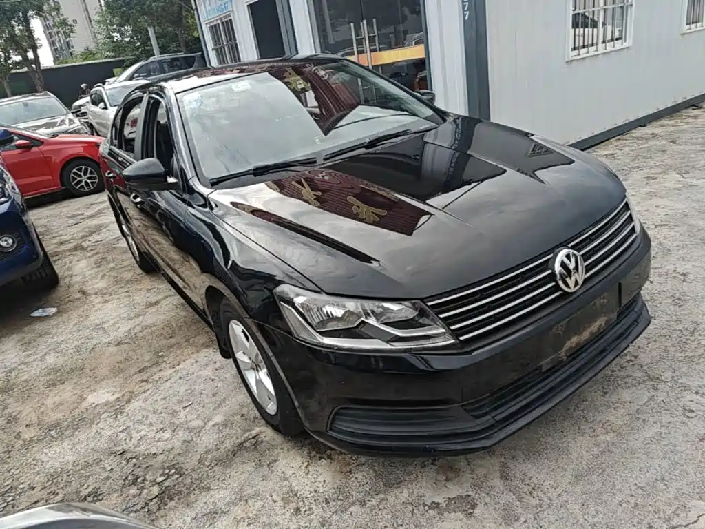 Фото 4 - Volkswagen Lavida