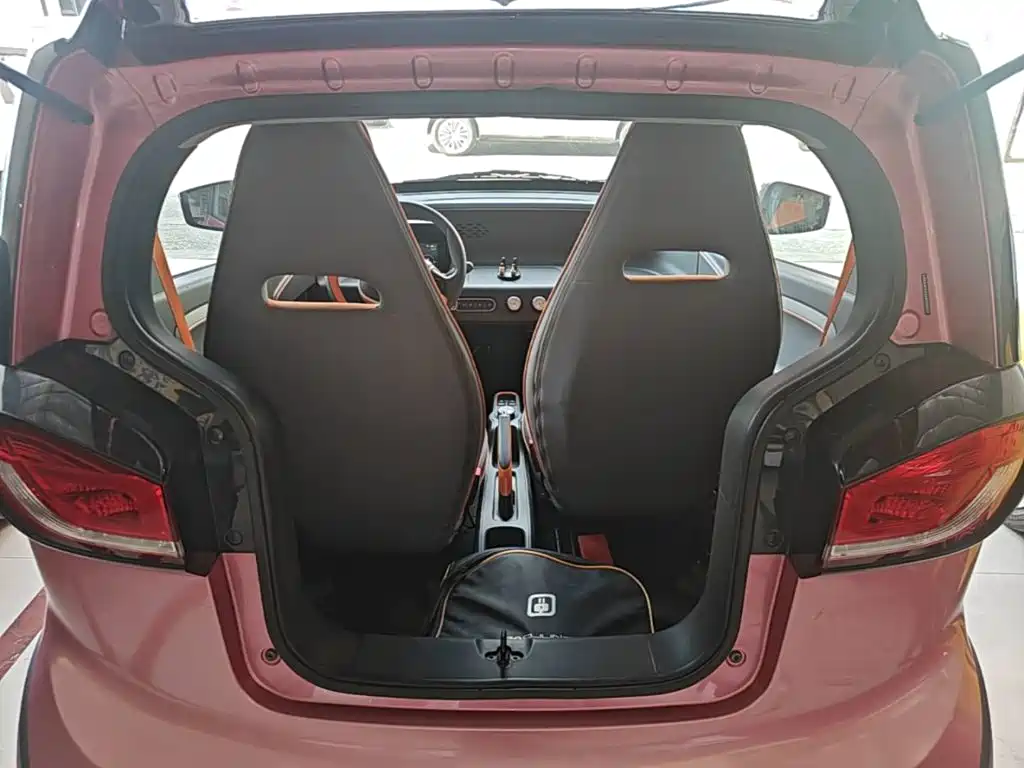 Baojun E100 2019 2019 250KM Smart Edition