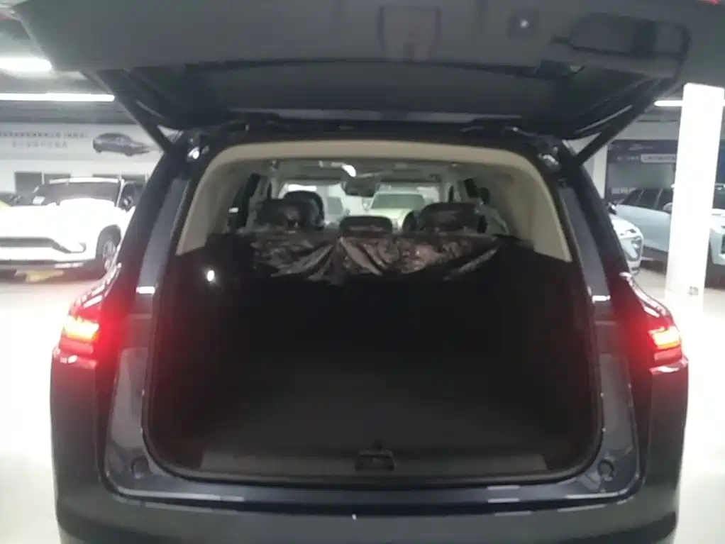 Leapmotor C16 2026 2026 Model Year EREV 280 LiDAR Premium Edition 5-Seater