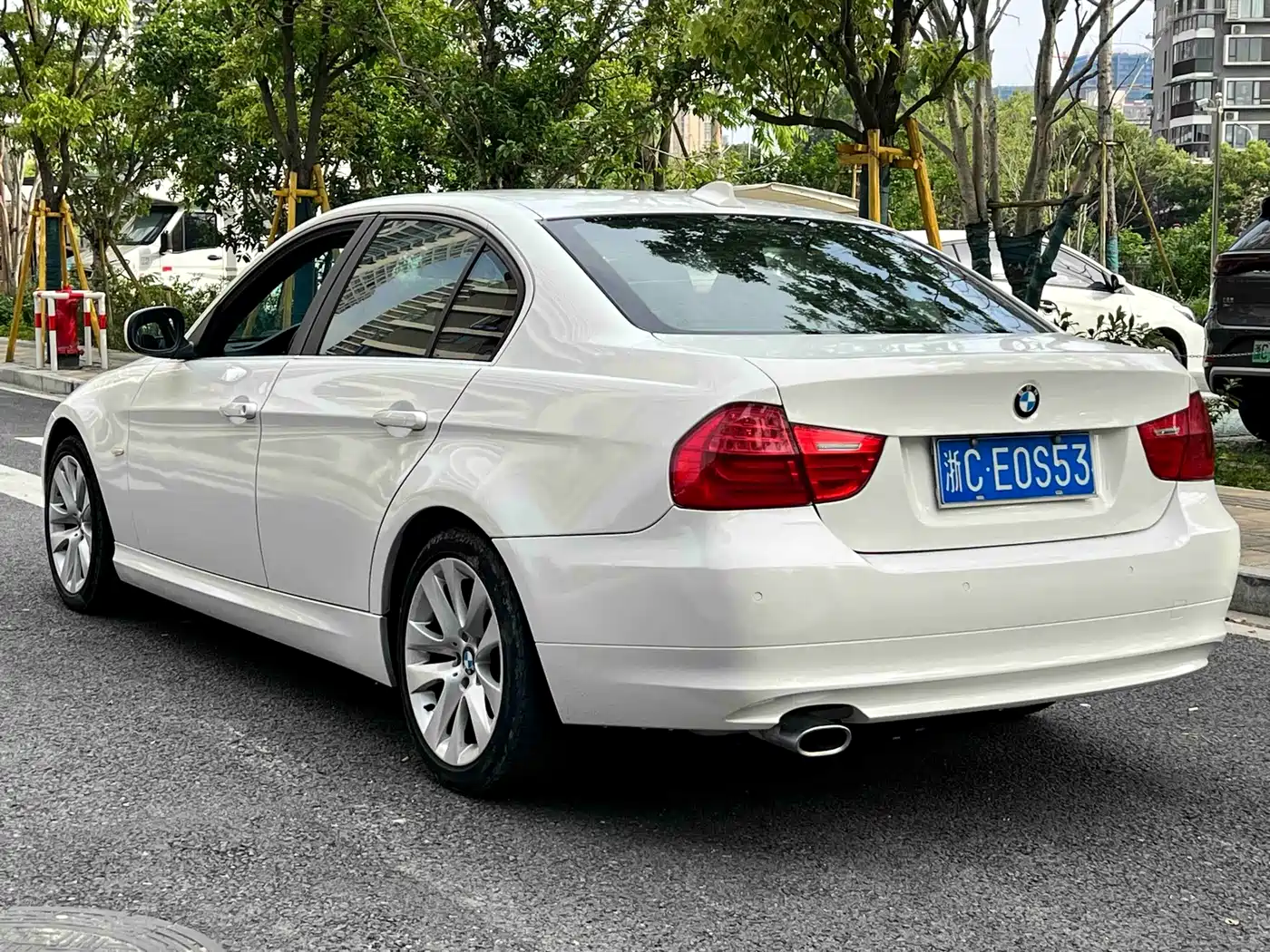 Photo 7 - BMW 3 Series