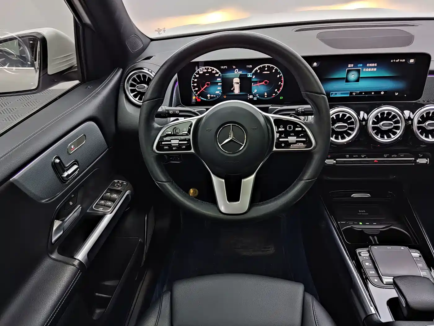 Mercedes-Benz GLB 2020 GLB 180 Style фото 13