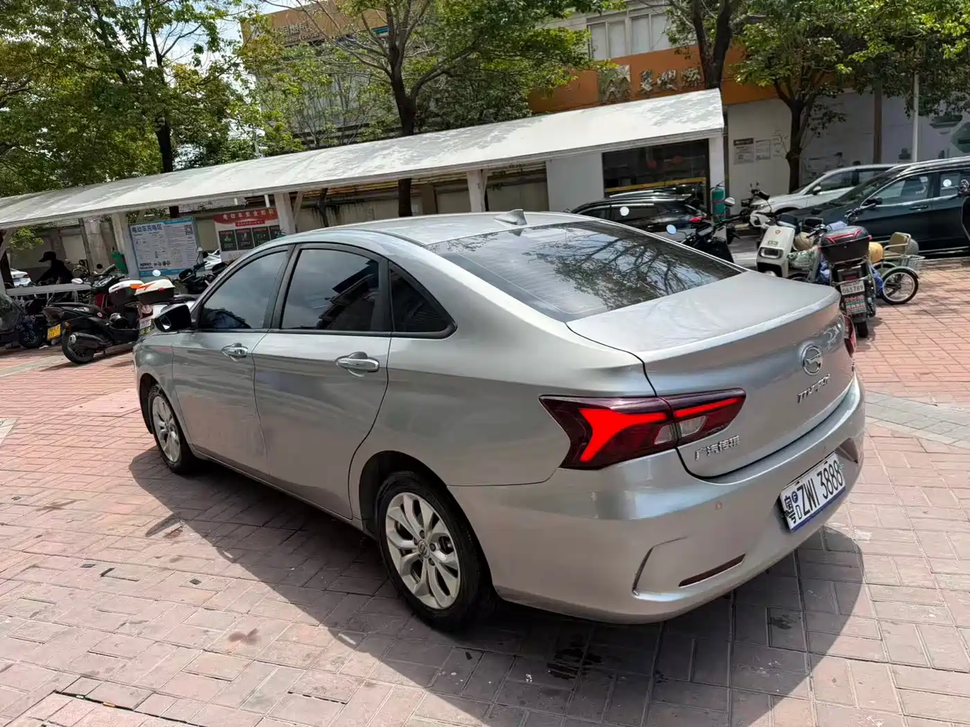 GAC Trumpchi Trumpchi GA4 2018 150N Manual Luxury фото 7