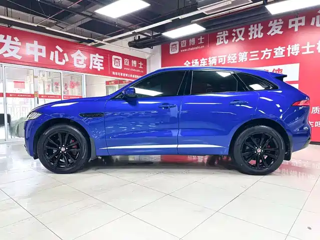 Jaguar F-PACE 2016 3.0 SC 4WD S High Performance Launch Edition — фото 4