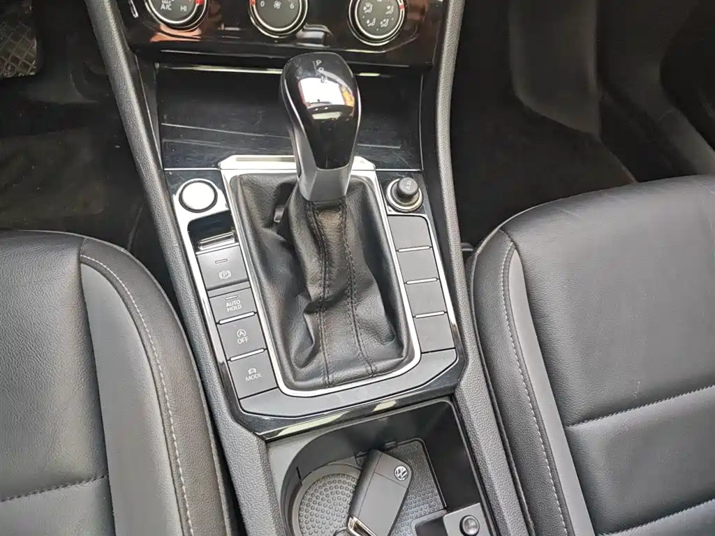 Volkswagen Sagitar 2021 280TSI DSG Comfort Smart Connect Edition фото 6