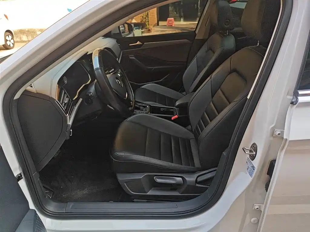Volkswagen Sagitar 2021 280TSI DSG Comfort Smart Connect Edition фото 7