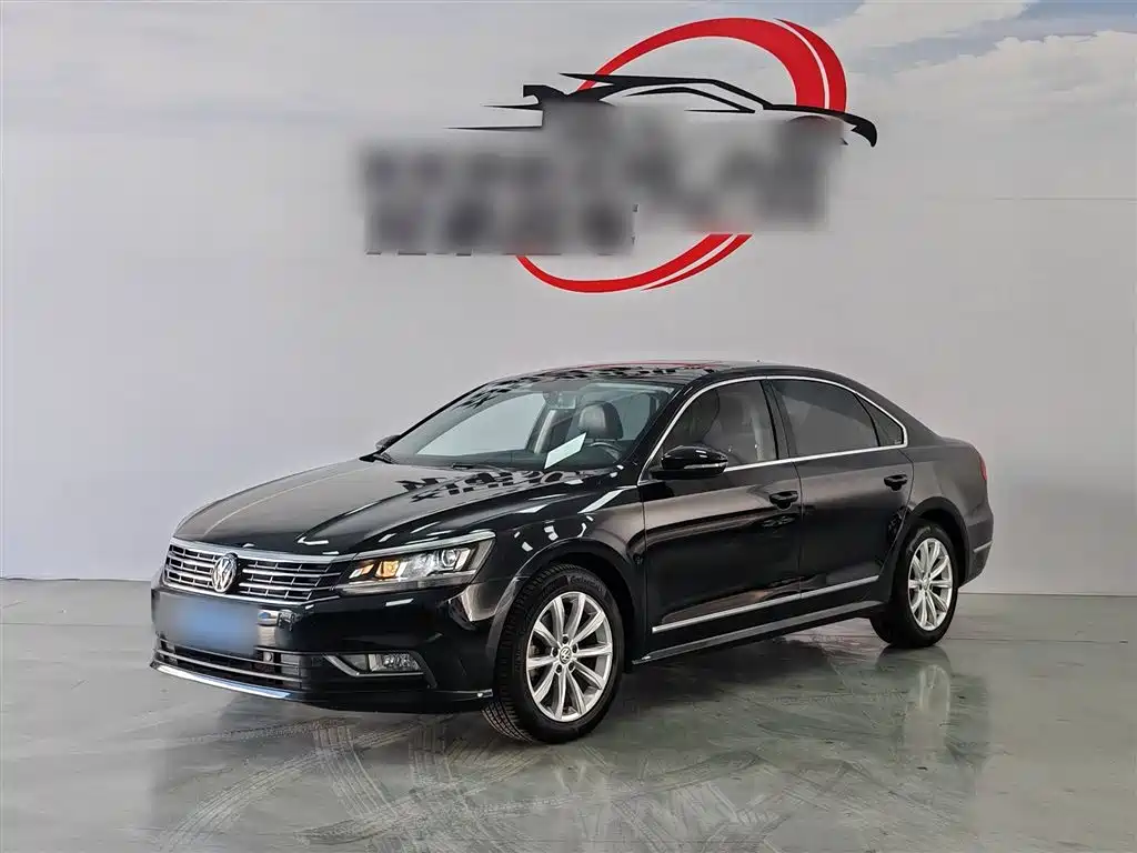 Volkswagen Passat 2017 330TSI DSG Prestige фото 2
