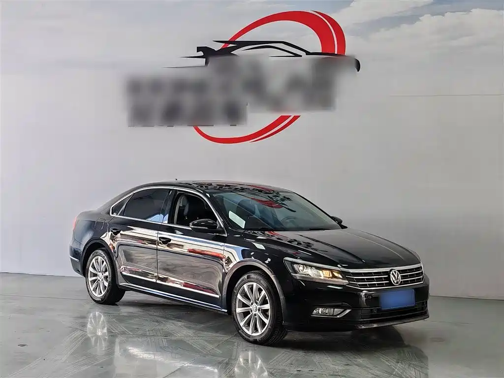 Volkswagen Passat 2017 330TSI DSG Prestige фото 4
