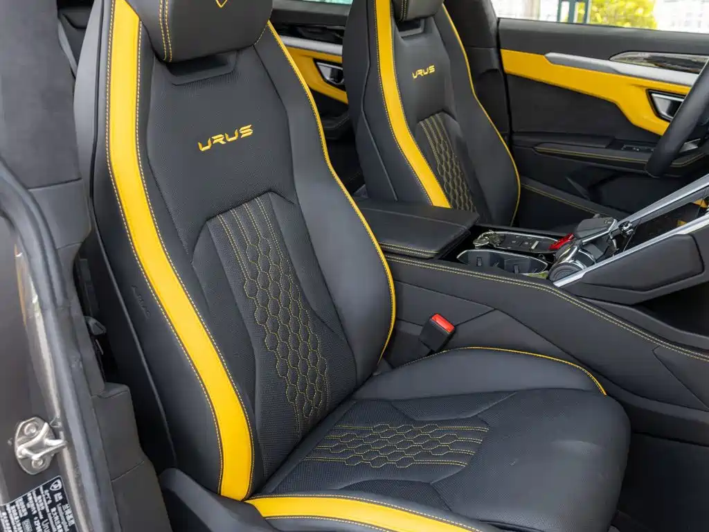 Lamborghini Urus 2024 2023 4.0T V8 S