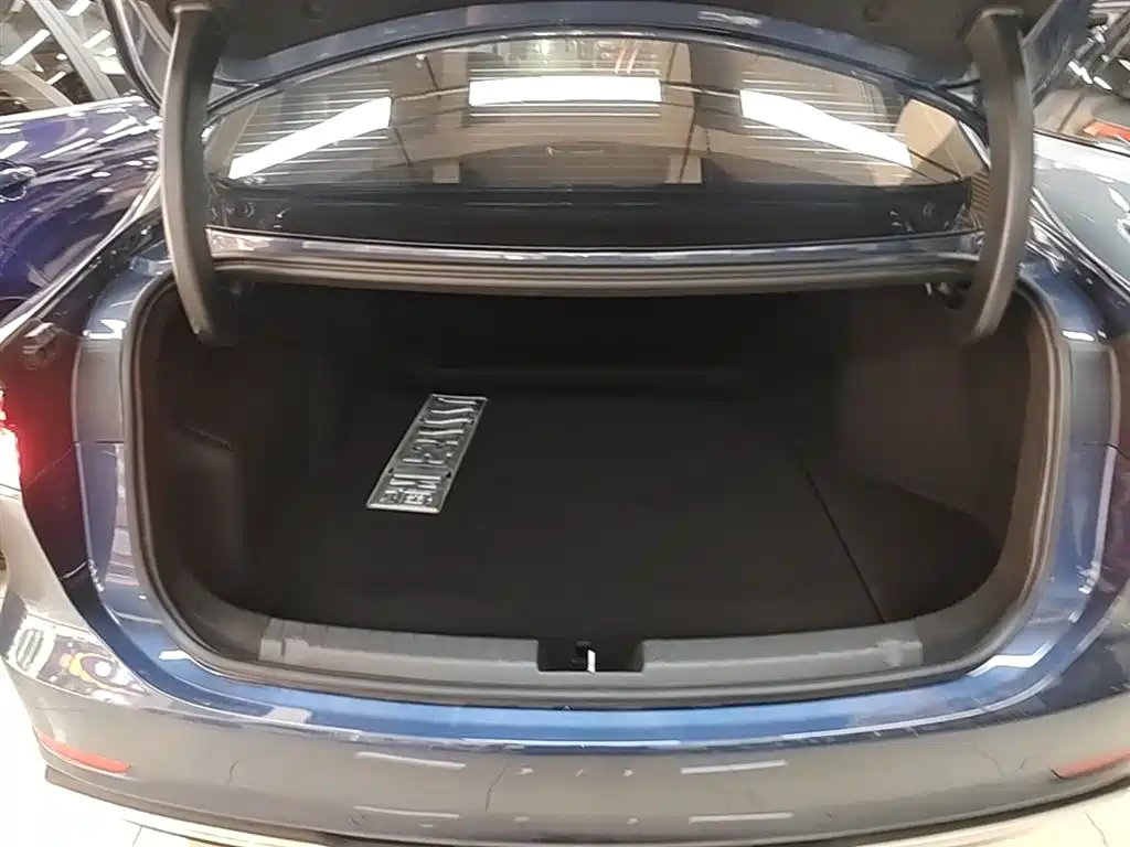 Geely Galaxy Galaxy A7 2025 EM-i фото 19