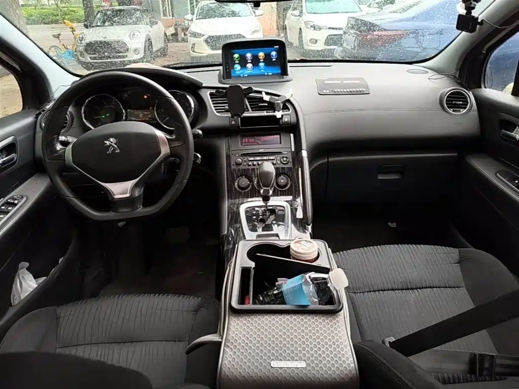 Peugeot 3008 2015 1.6THP Automatic Classic Edition фото 10