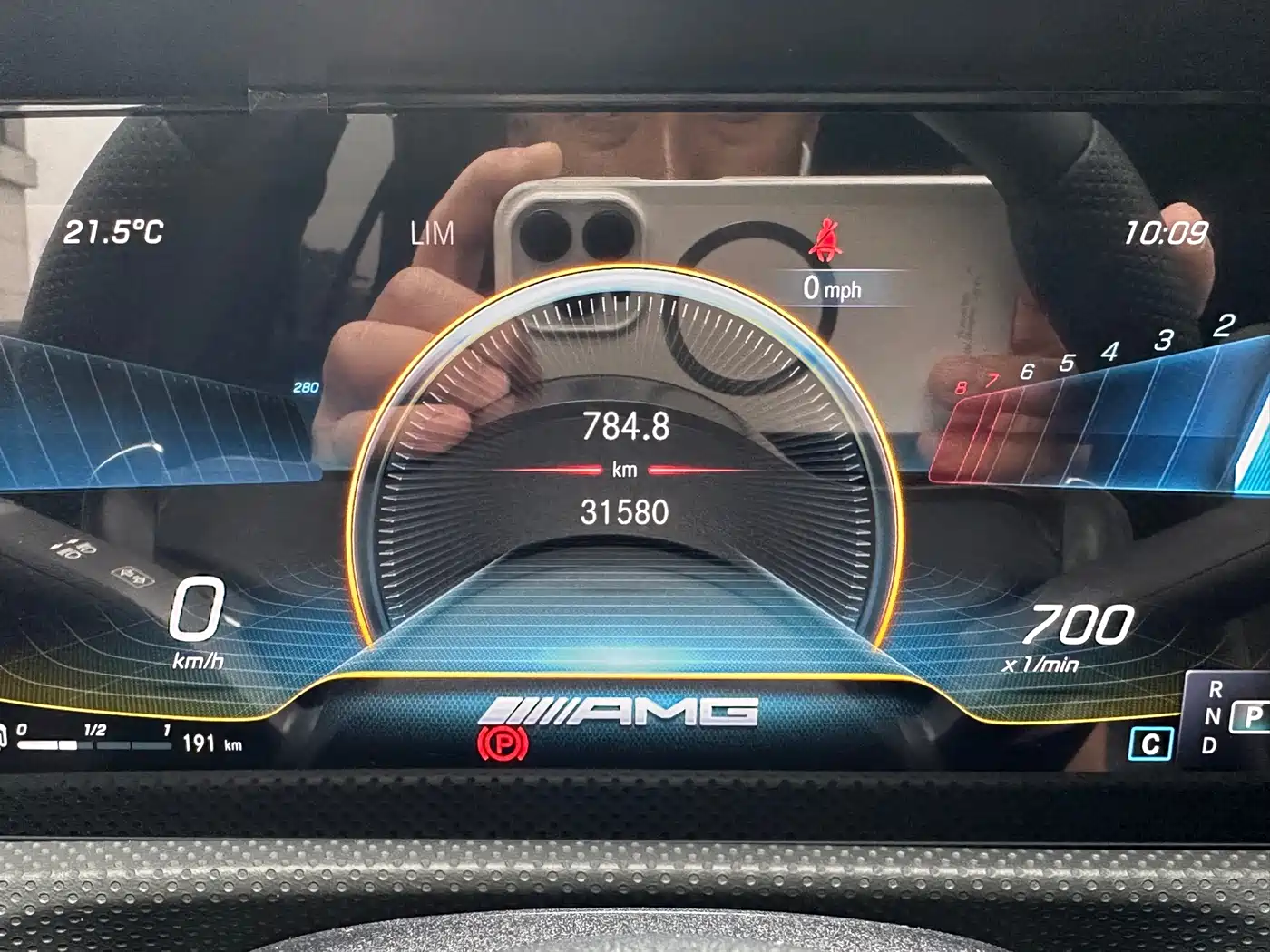 Mercedes-Benz A-Class AMG 2023 Model Year AMG A 35 L 4MATIC фото 9