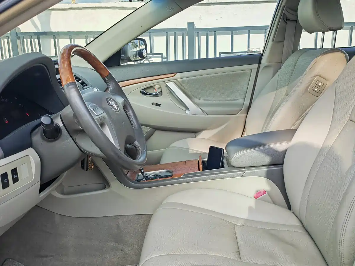 Toyota Camry 2009 2009 Model 240G Luxury Edition