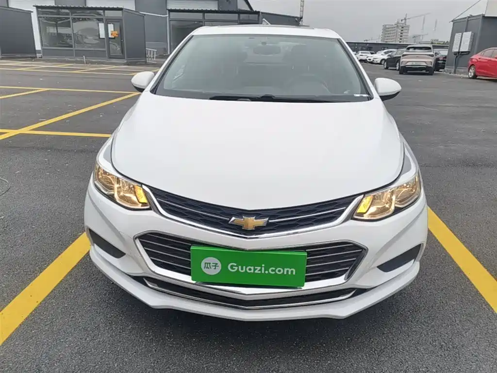 Chevrolet Cruze 2017 1.5L Automatic Pioneer Sunroof фото 3