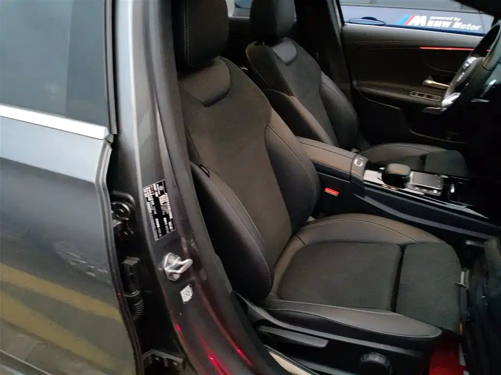 Mercedes-Benz A-Class 2022 Facelift II A 200 L Sport Sedan Fashion фото 4