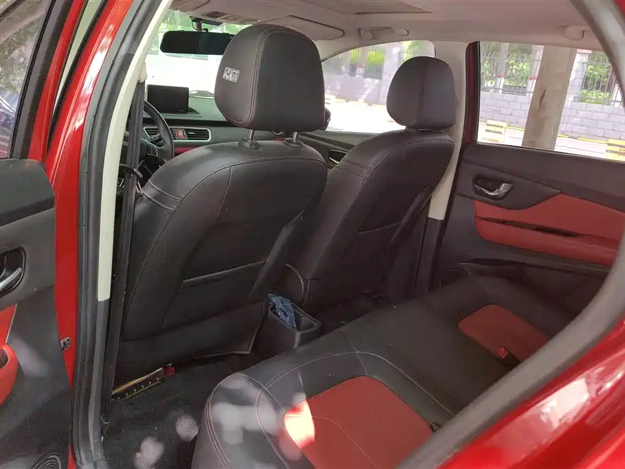 Haval H1 2016 Facelift Blue Label 1.5L AMT Luxury фото 11