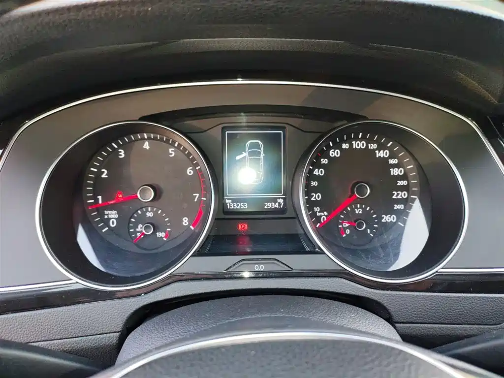 Volkswagen Magotan 2018 330TSI DSG Leading фото 12