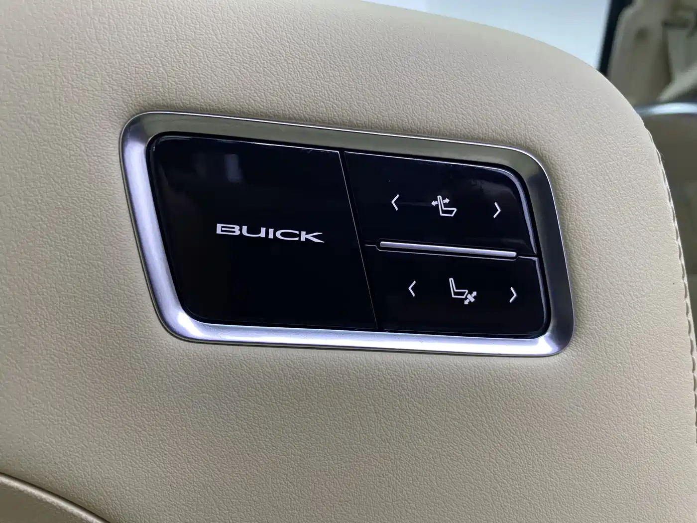 Buick GL8 2023 ES Landmaster Luxury фото 12