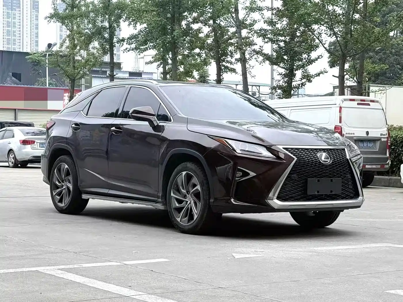 Фото 3 - Lexus RX