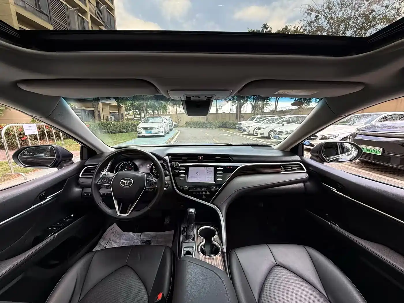 Toyota Camry 2018 2.0G Luxury Edition фото 6