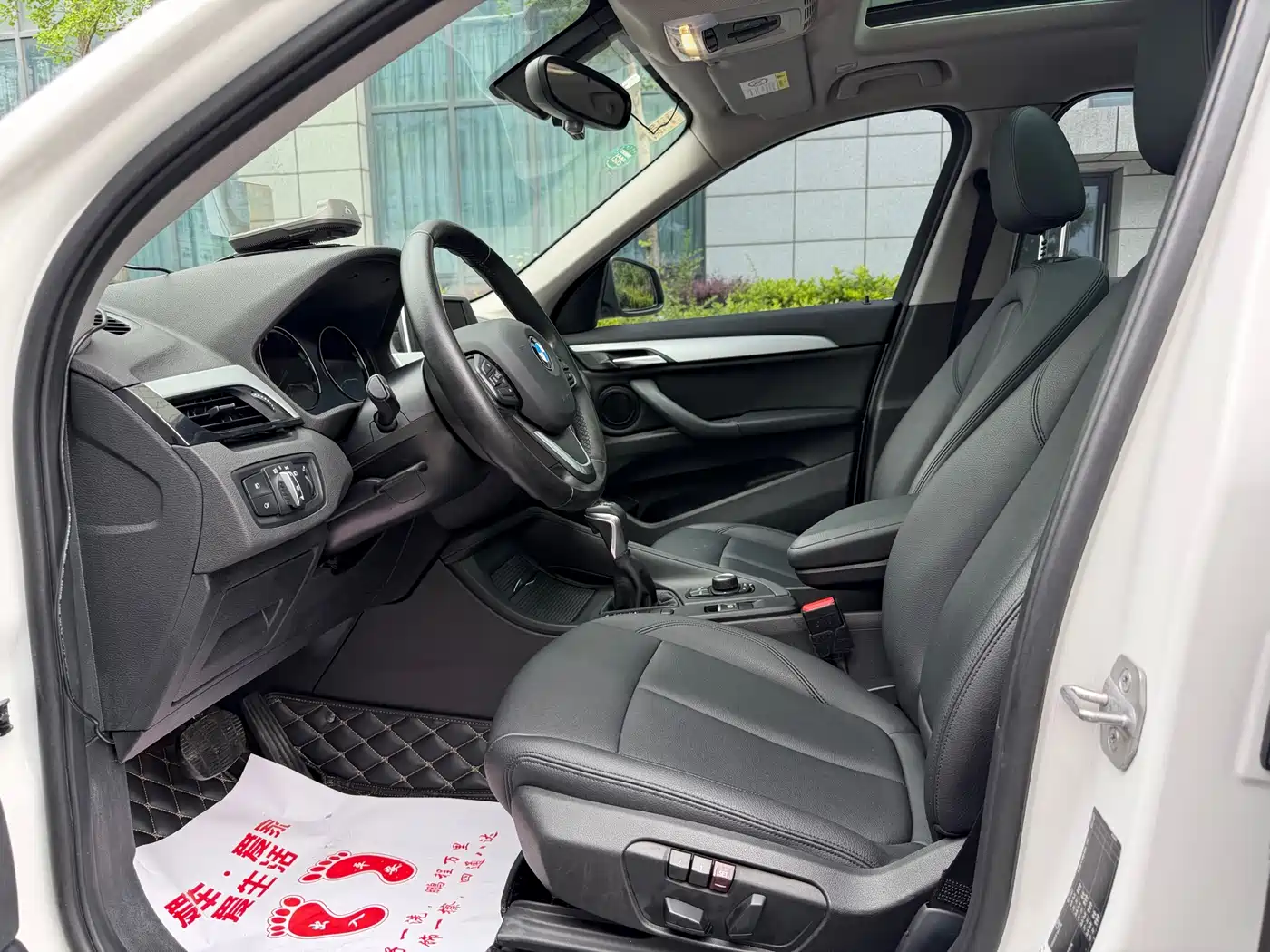 BMW X1 2018 sDrive20Li Leading Model фото 5