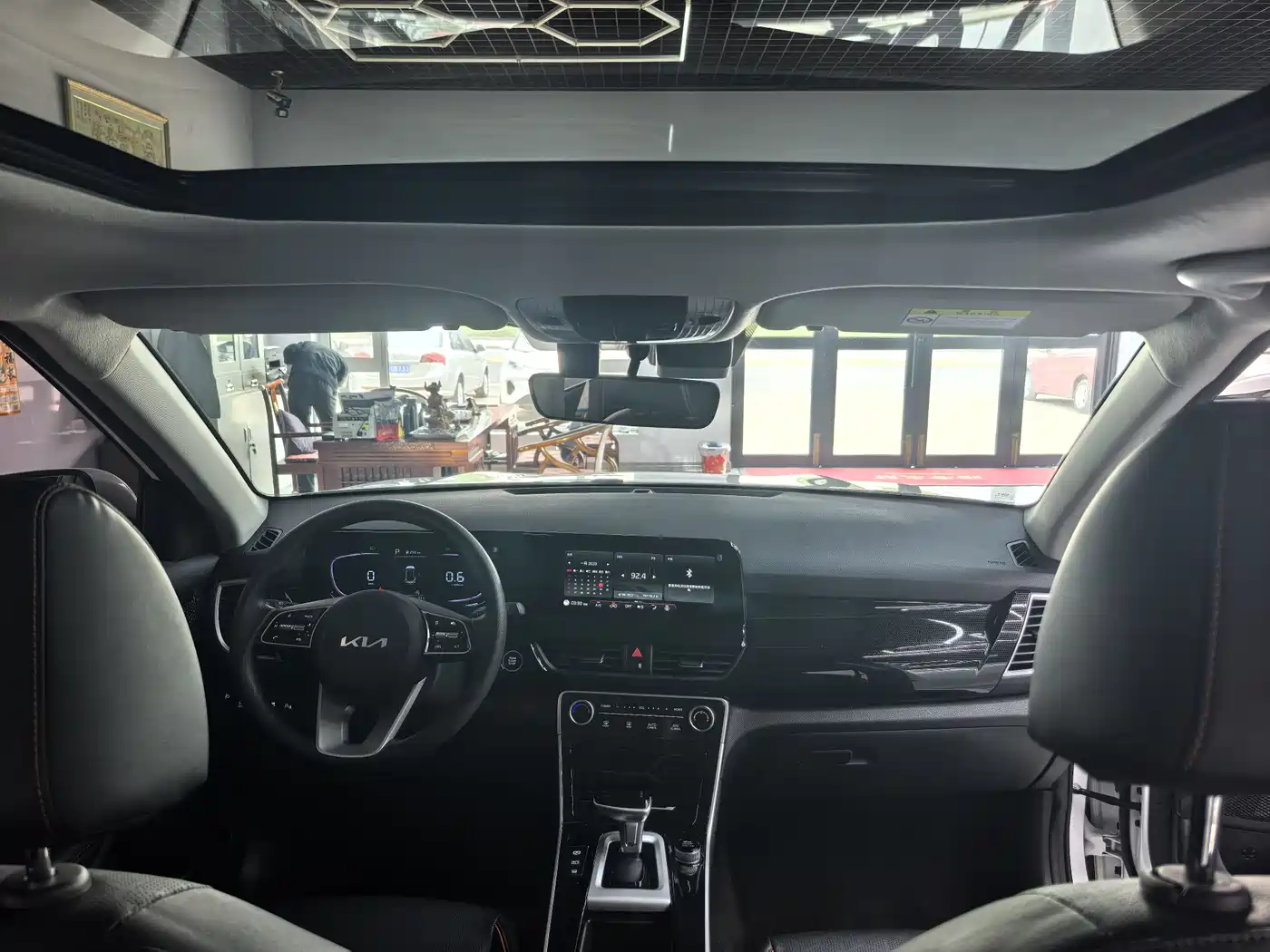 Kia Seltos 2023 1.5L CVT Luxury Edition фото 11