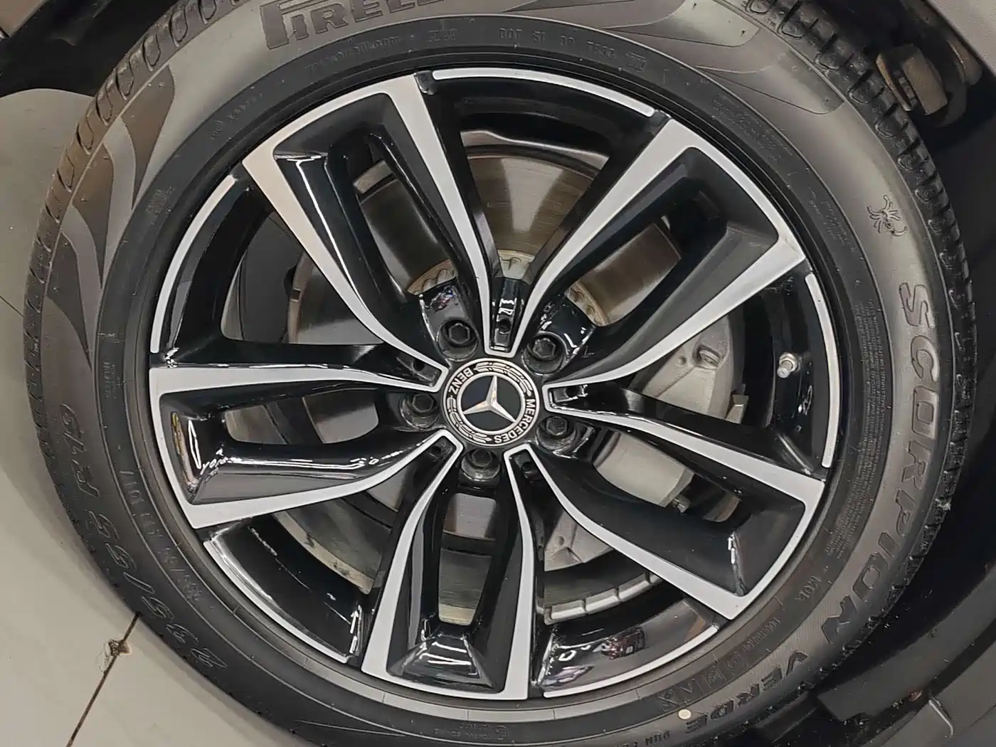Mercedes-Benz GLC 2020 Facelift GLC 300 L 4MATIC Dynamic фото 19