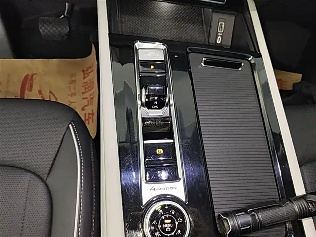 VOLKSWAGEN TOURANG