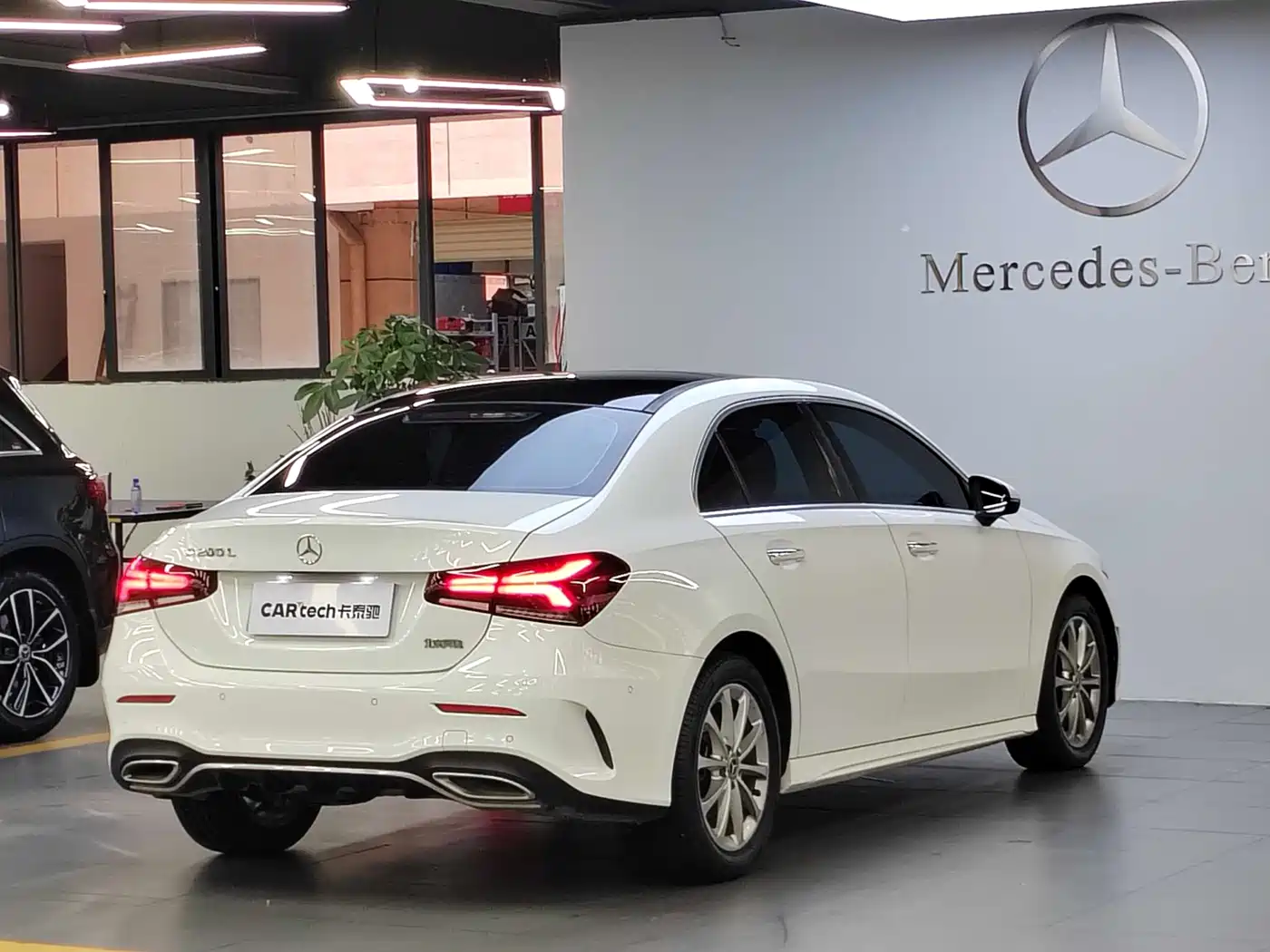 Mercedes-Benz A-Class 2022 A 200 L Sport Sedan Style фото 7