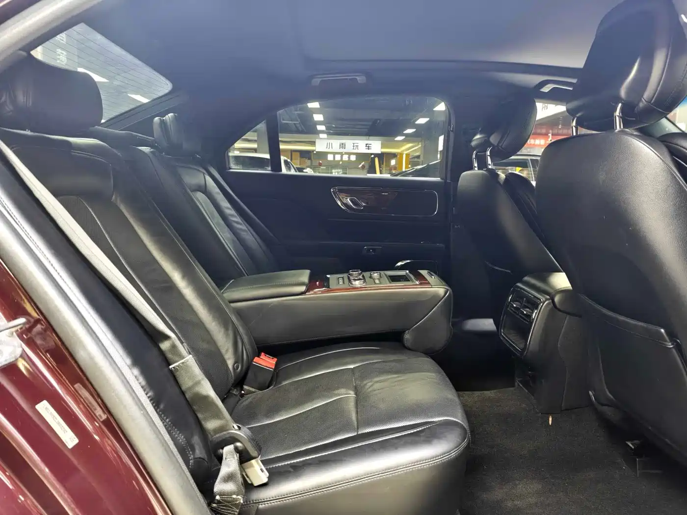 Lincoln Continental 2021 2019 2.0T 2WD Zunya Edition China VI