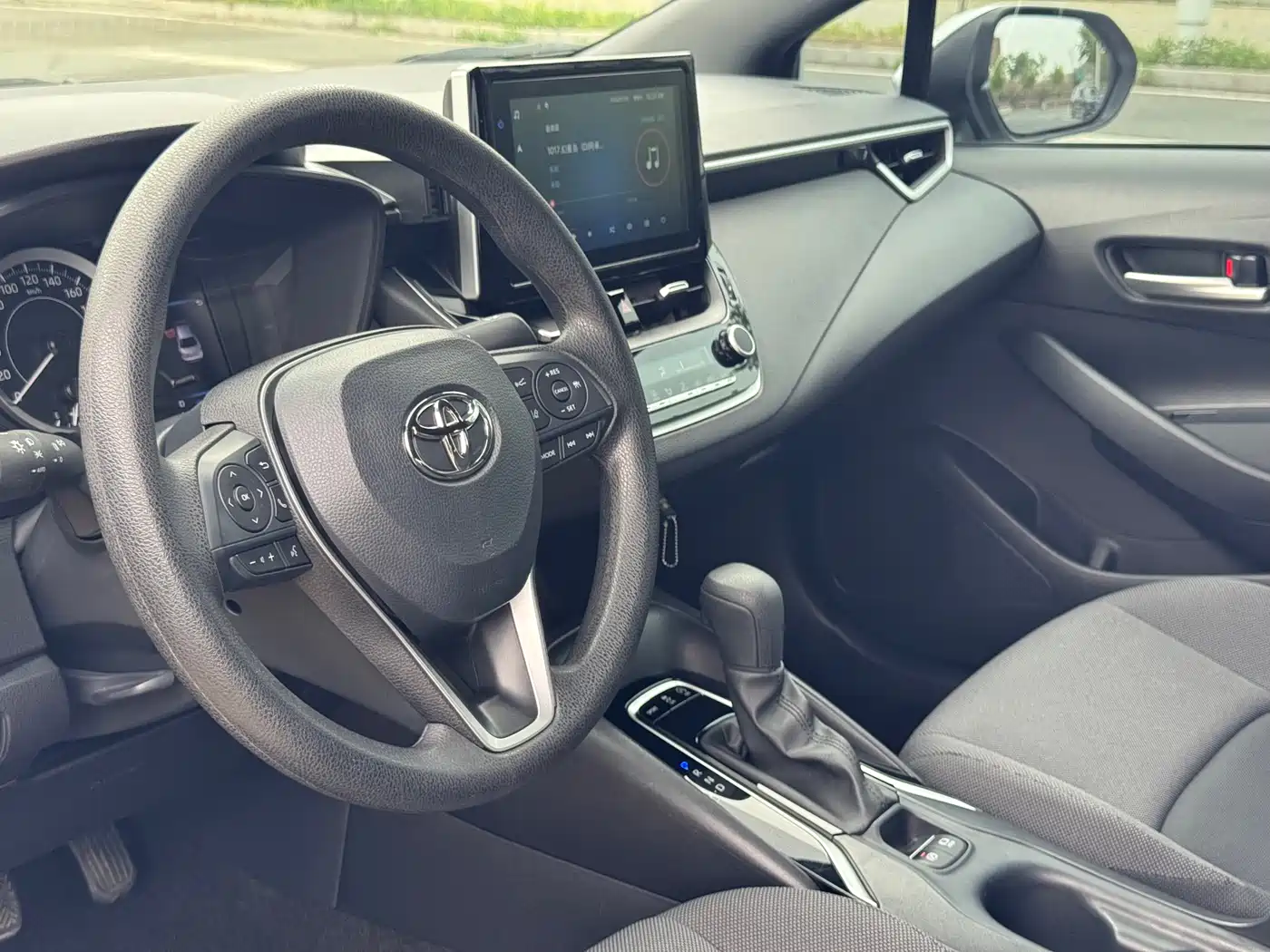 Toyota Levin 2023 185T CVT Luxury фото 14