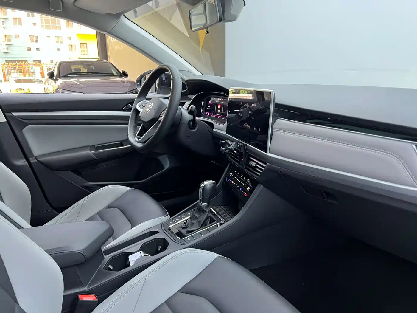 Volkswagen Bora 2023 280TSI DSG Prestige Edition фото 22