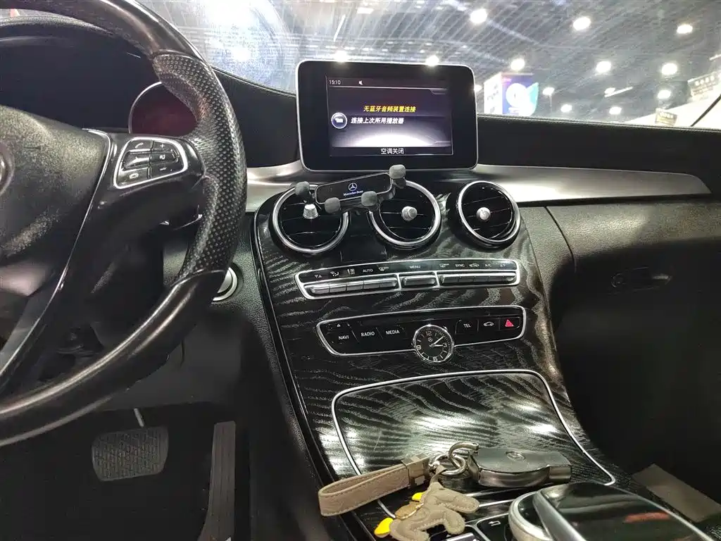Mercedes-Benz C-Class 2017 C 180 L Sport фото 13