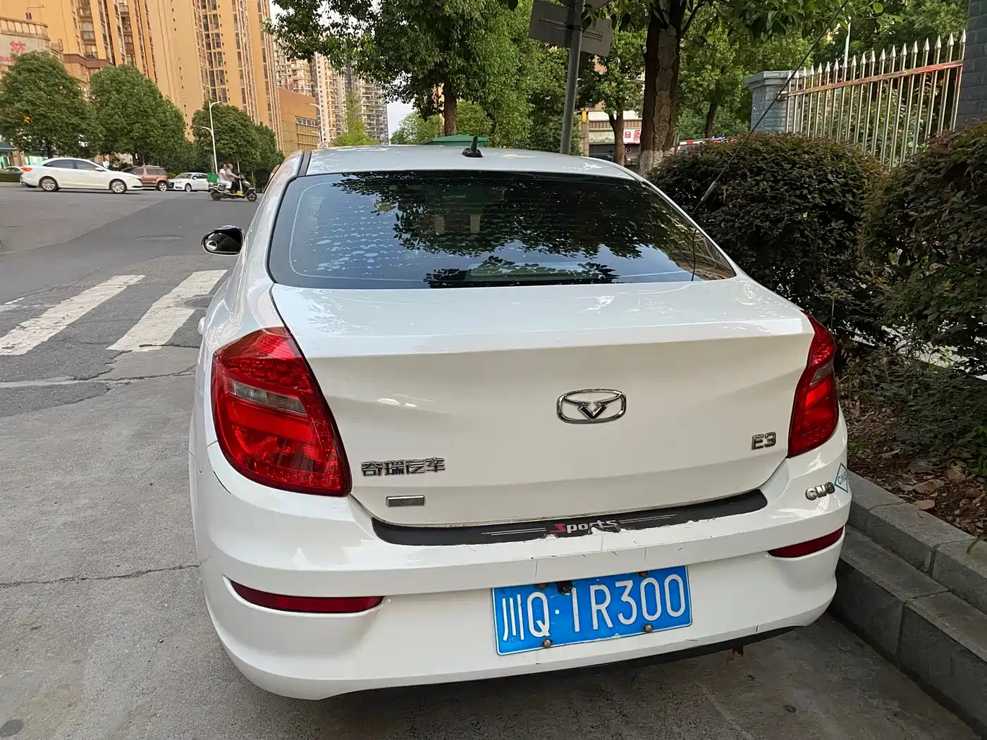 Cowin Kaiyi E3 2019 2018 1.6L Manual CNG Bi-fuel Edition