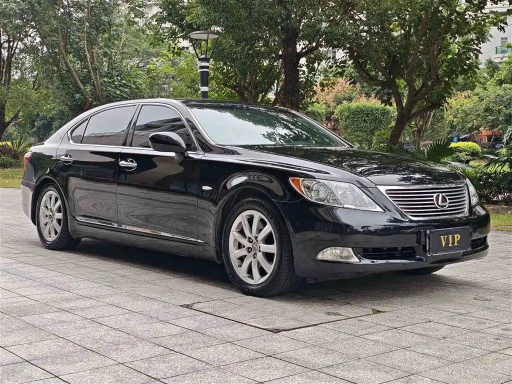 Lexus LS 2006 460L фото 3