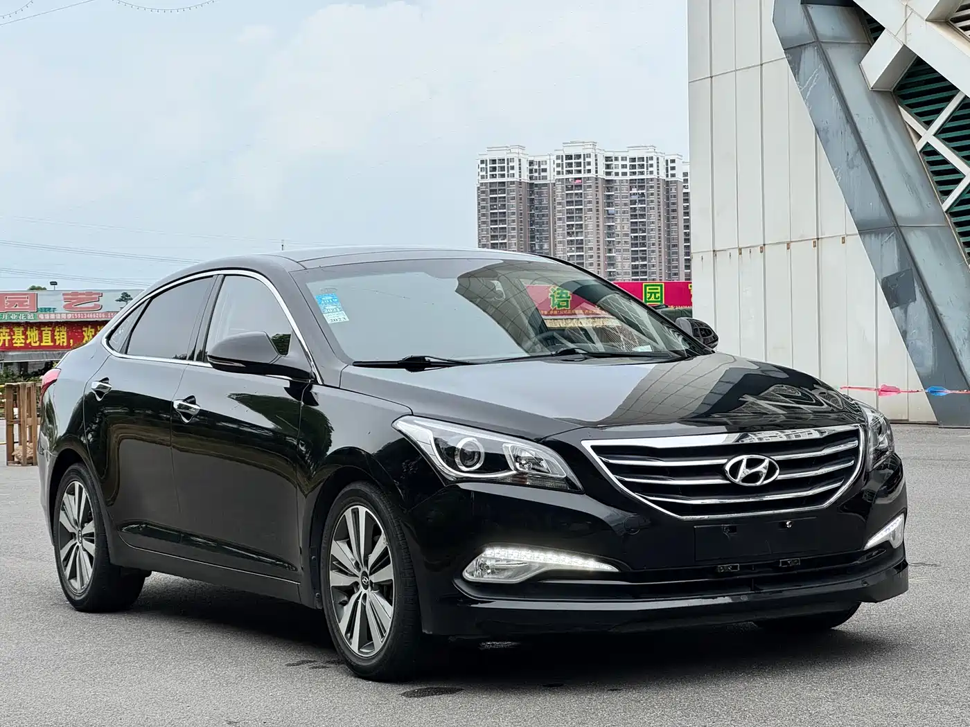 Hyundai Mistra 2016 1.8L Automatic Smart GLS фото 3
